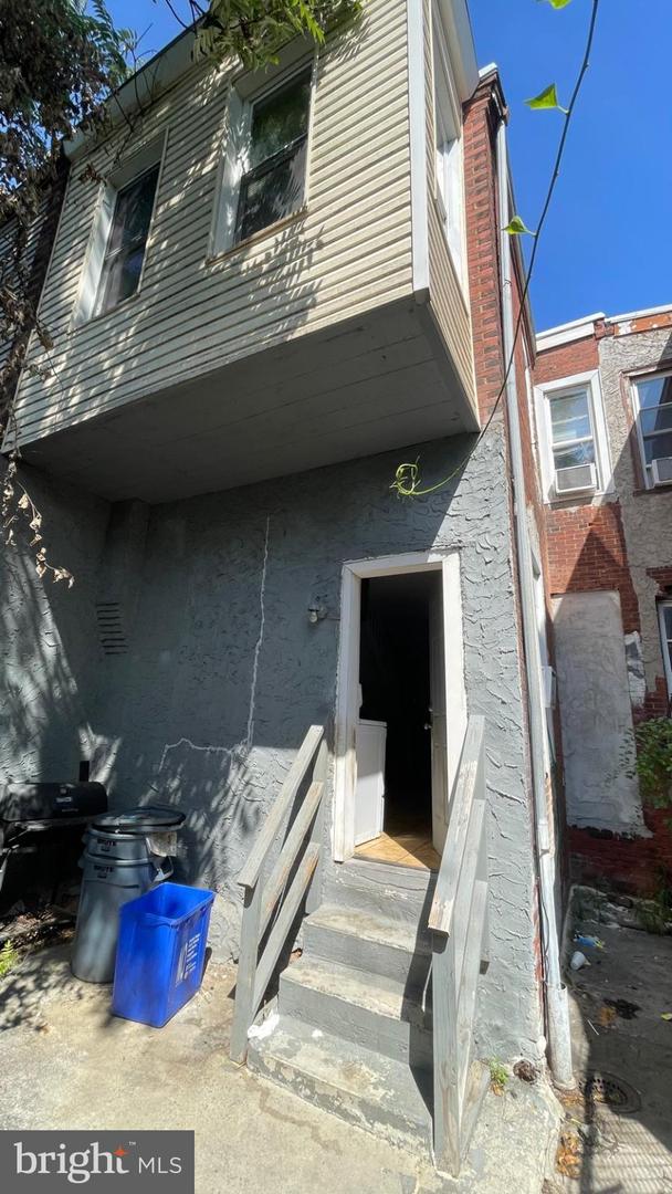 2516 W York St Property Photo 17