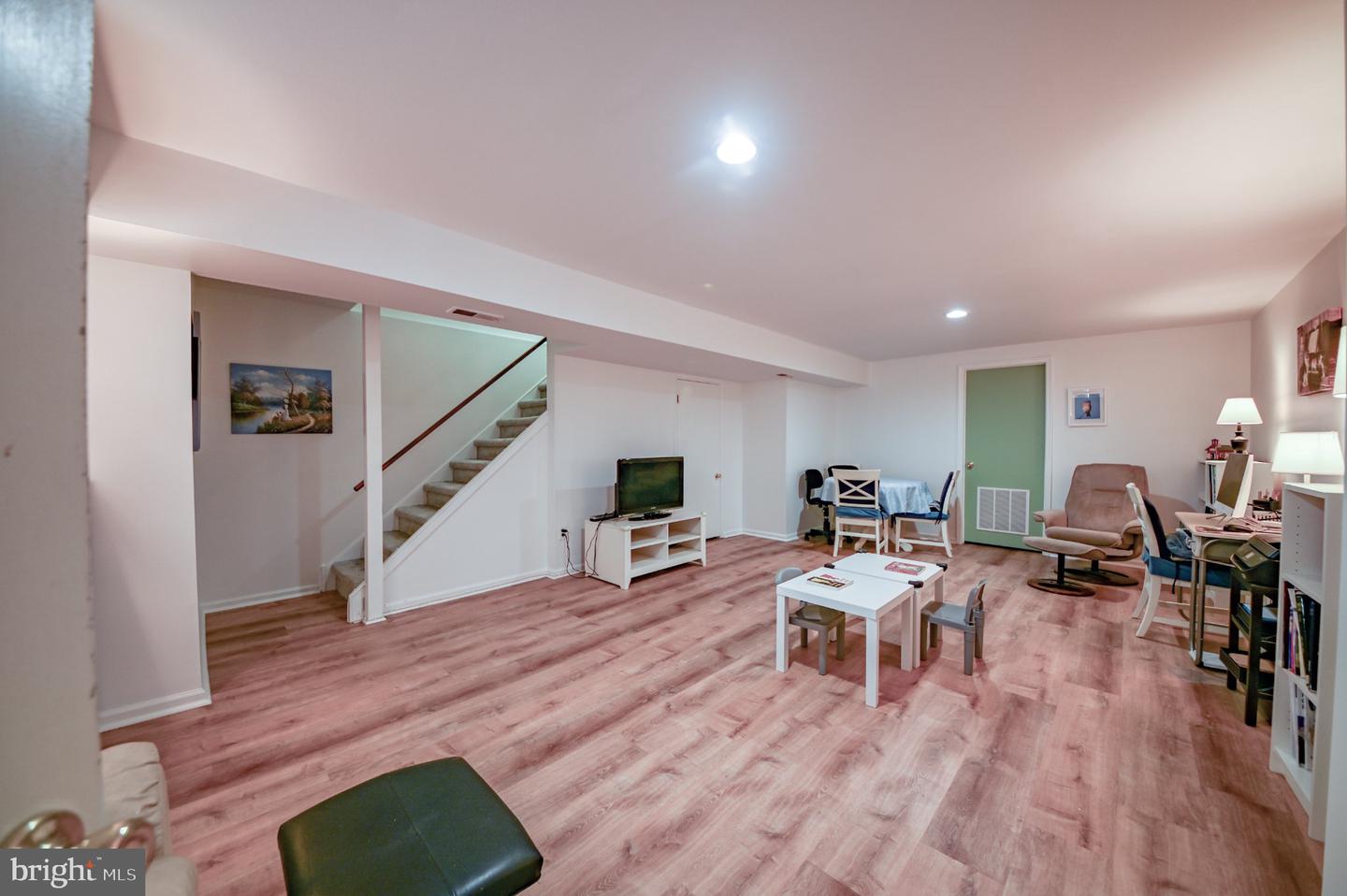 7923-31 Ridge Ave #25 Property Photo 15