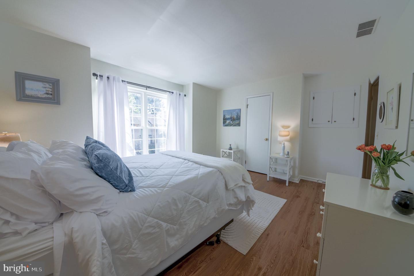 7923-31 Ridge Ave #25 Property Photo 19