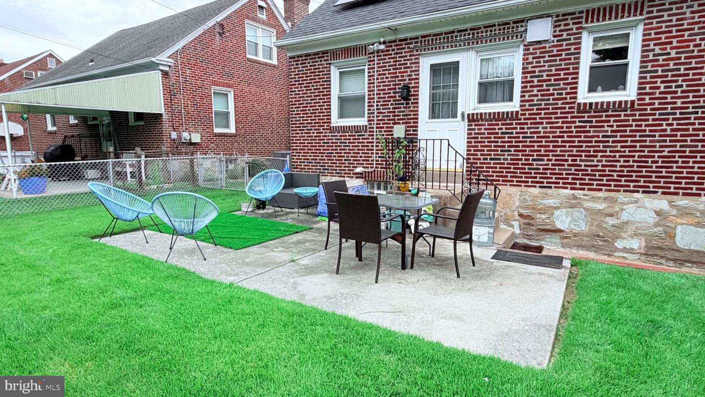 7320 Hasbrook Ave Property Photo 44