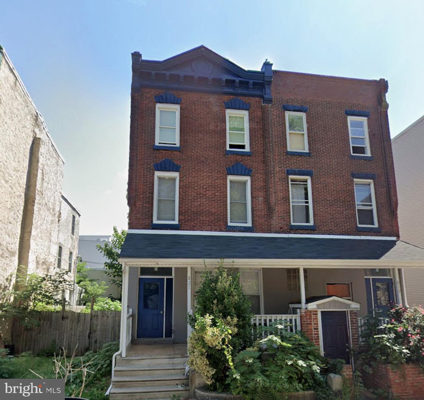 821 N 41ST ST Property Photo 1