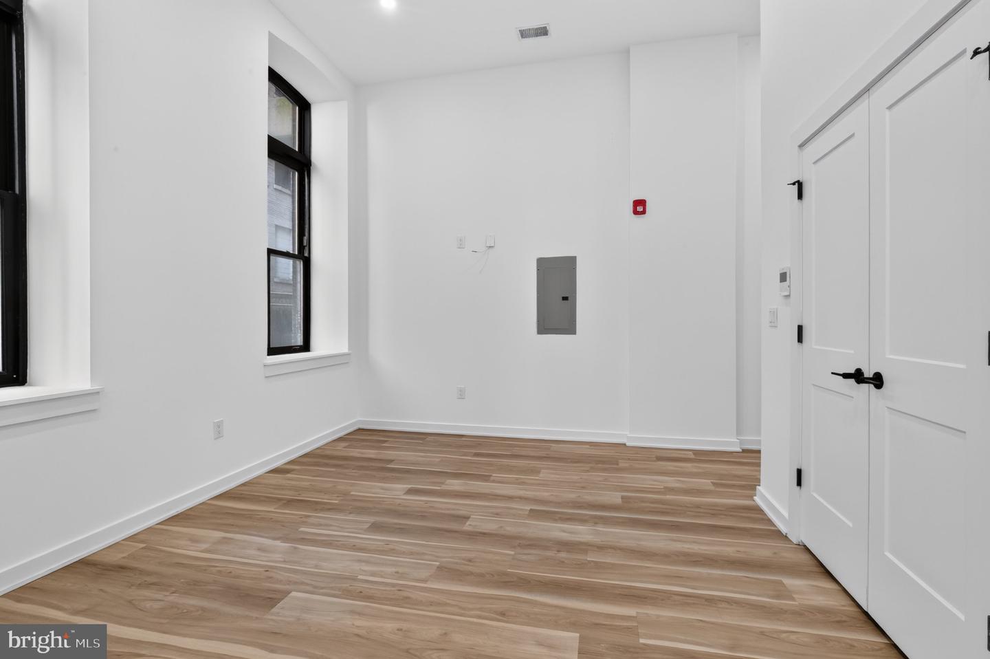 1415 Locust St #204 Property Photo 6
