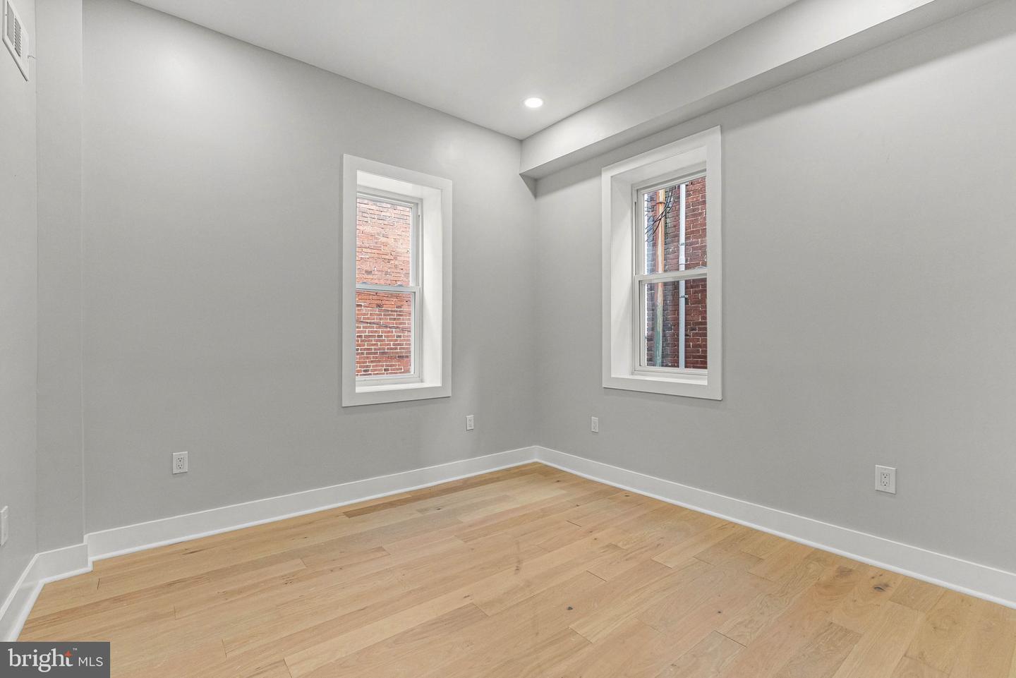 743 Morris St Property Photo 21