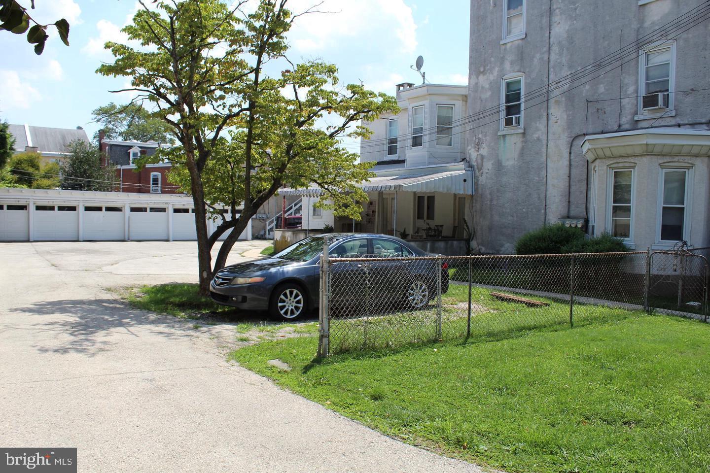 459 Martin St #2f Property Photo 13