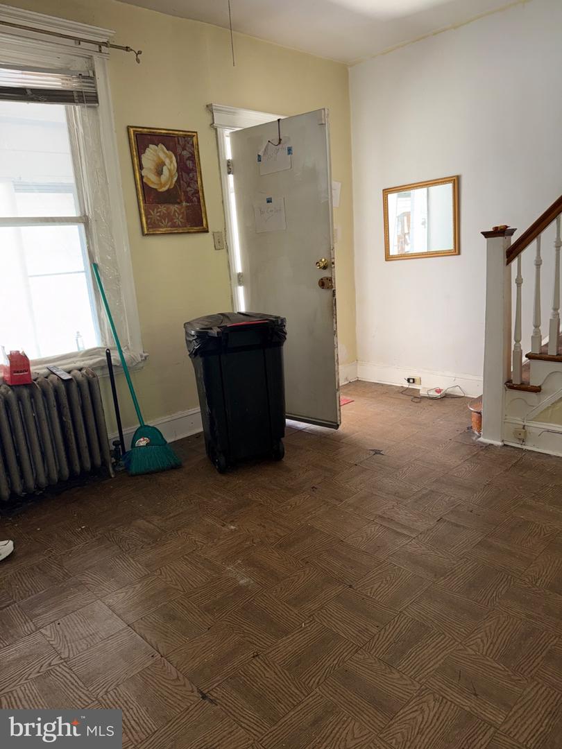 2912 N Lecount St Property Photo 3