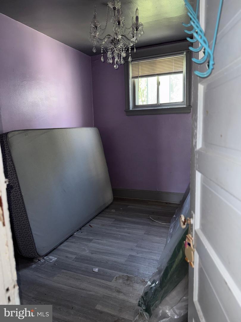 2912 N Lecount St Property Photo 8