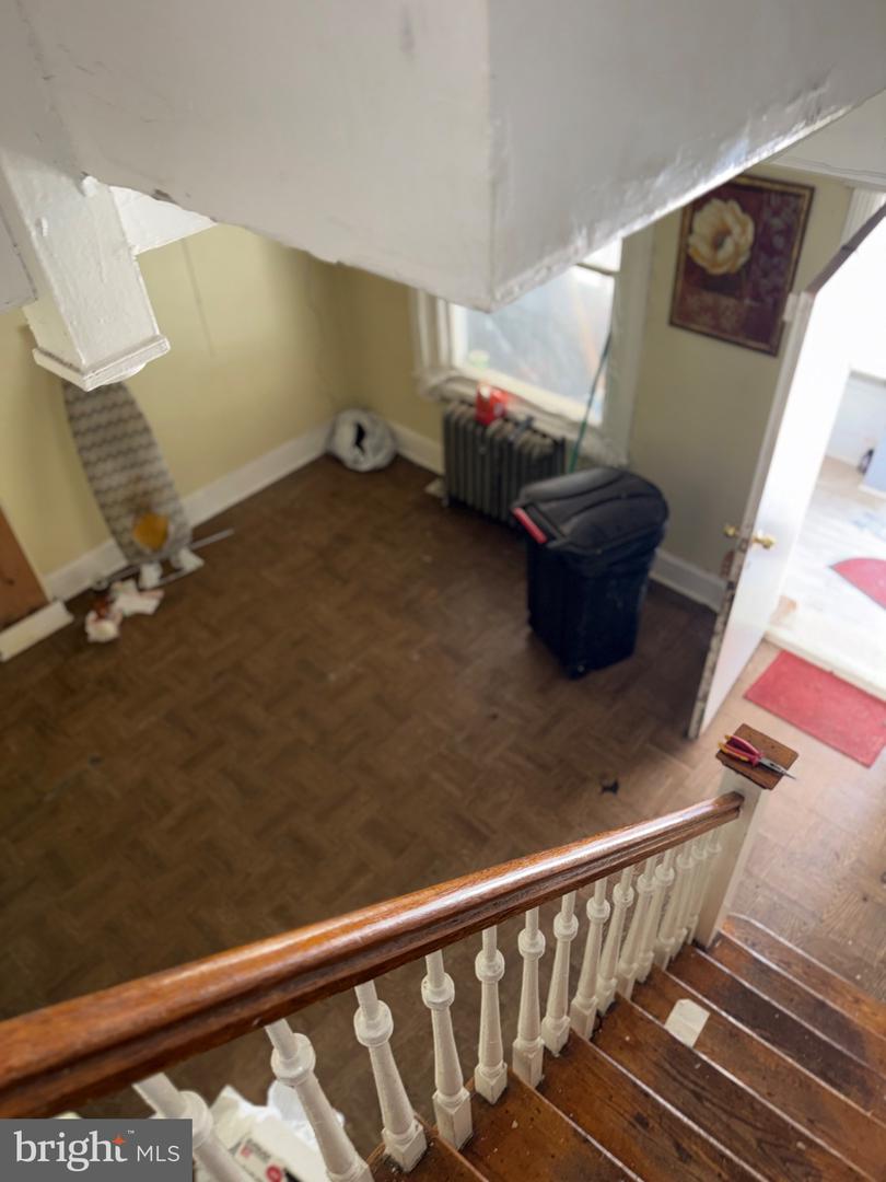 2912 N Lecount St Property Photo 9