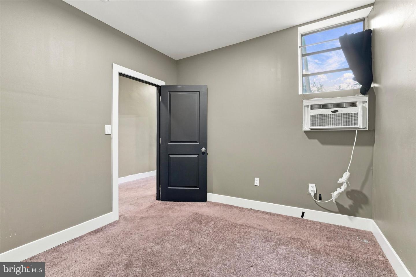 2519 Grays Ferry Ave Property Photo 24