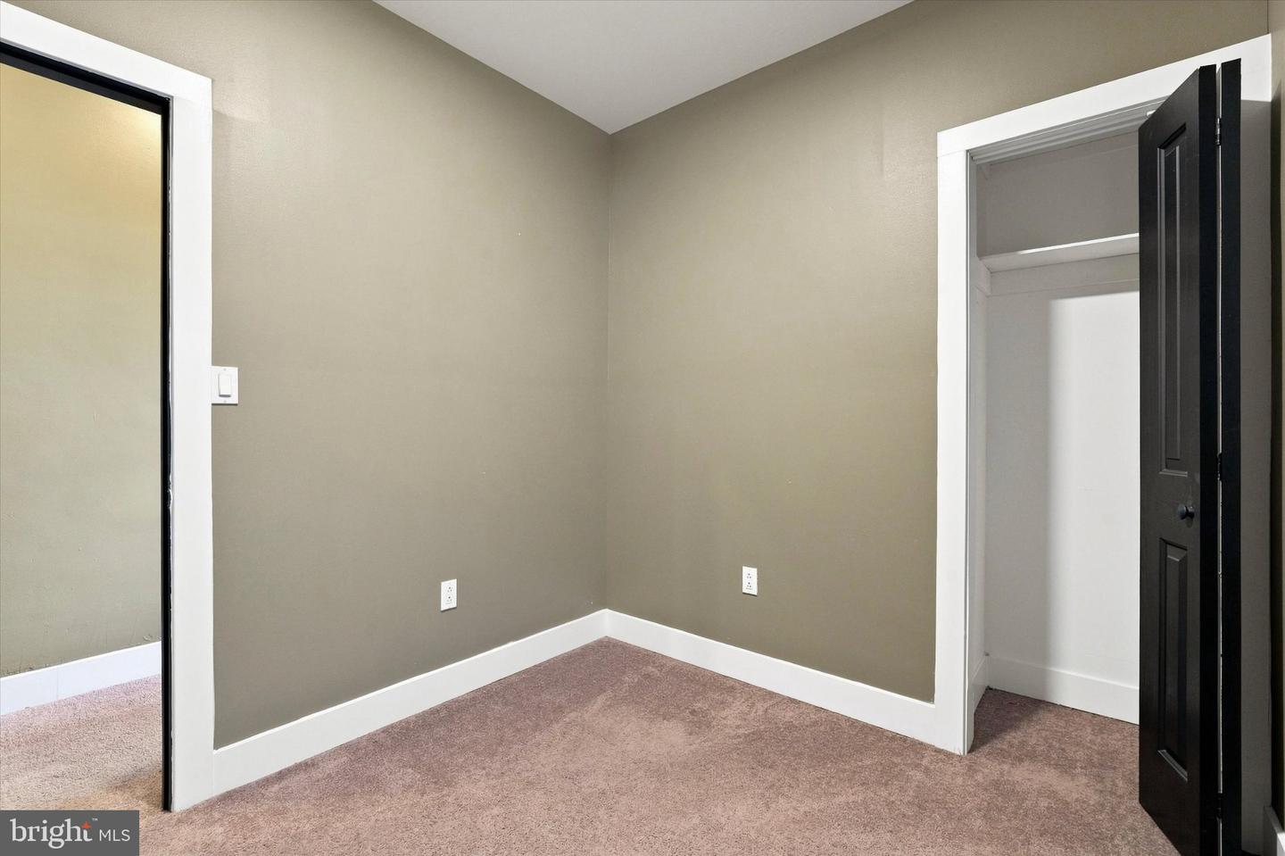 2519 Grays Ferry Ave Property Photo 28