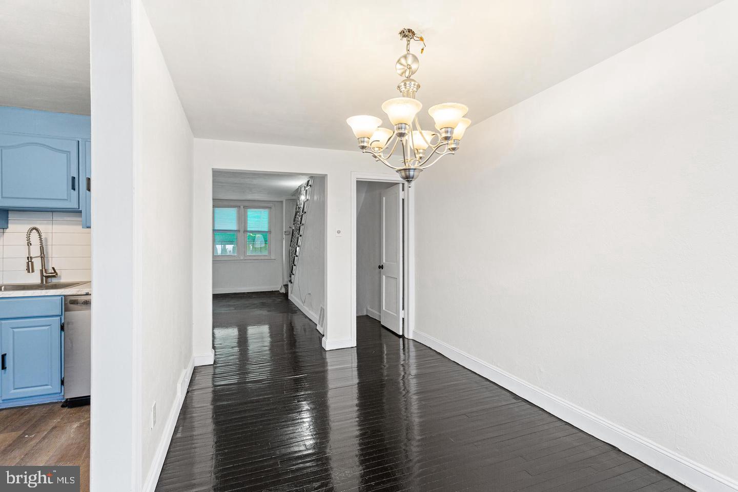 7675 Overbrook Ave Property Photo 4