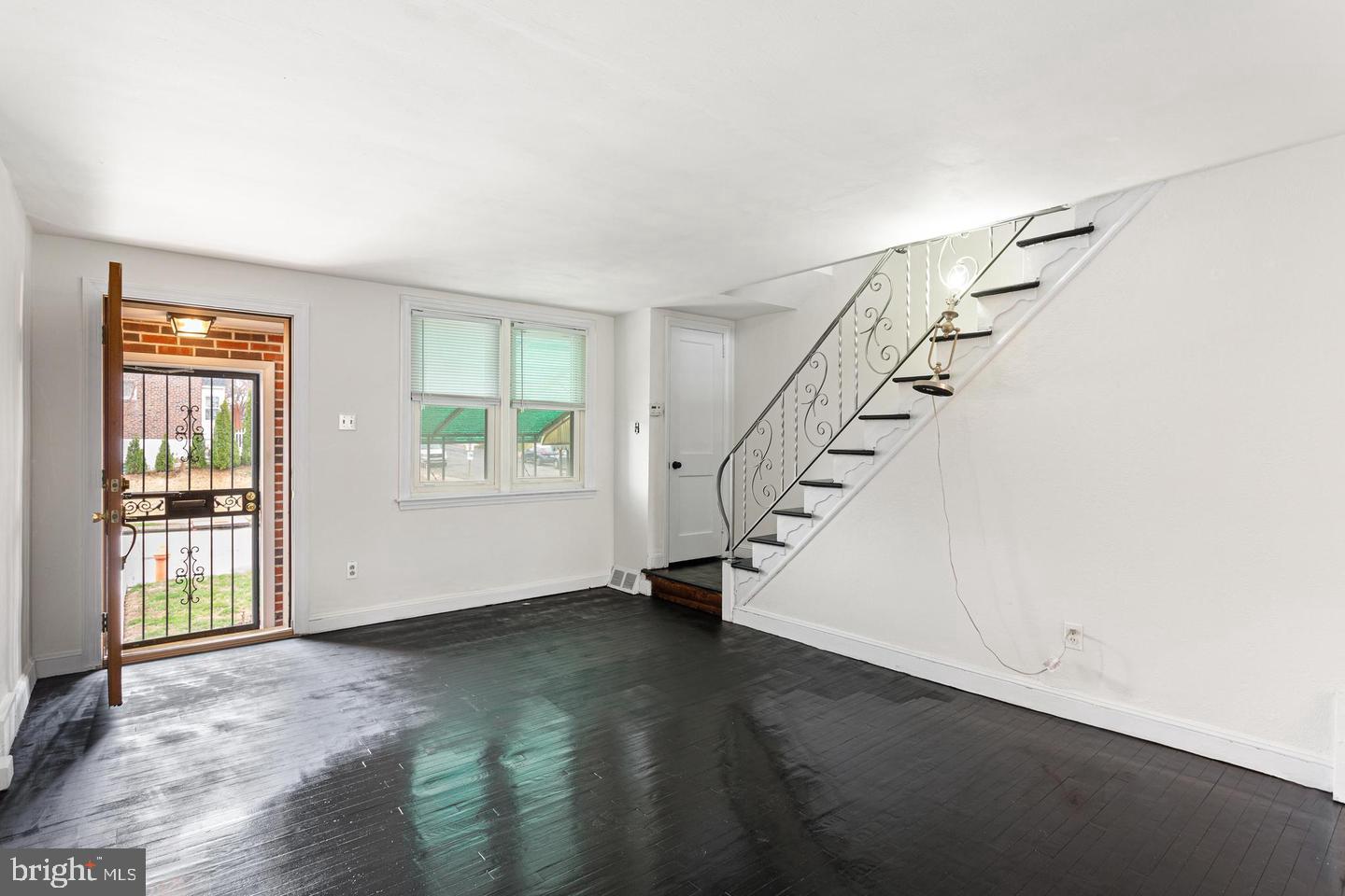 7675 Overbrook Ave Property Photo 5