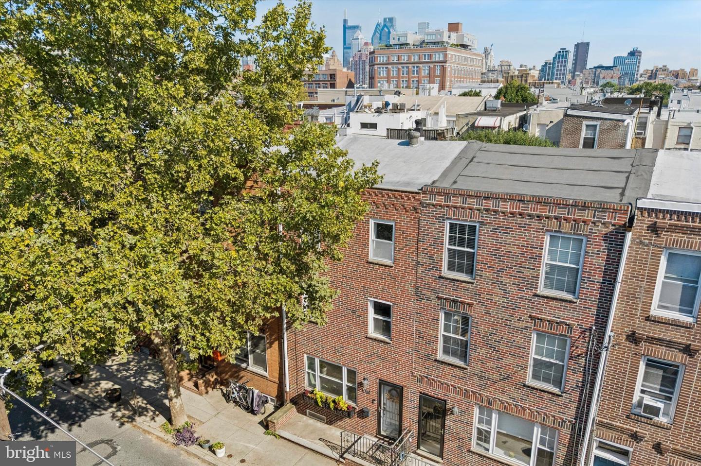 1019 Annin St Property Photo 2
