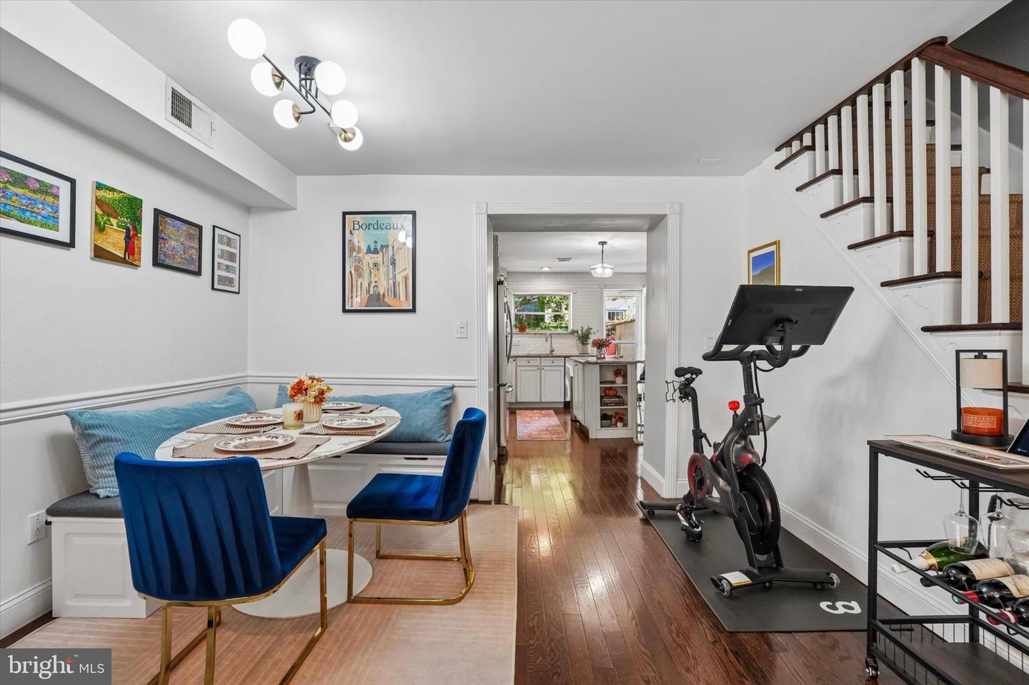1019 Annin St Property Photo 10