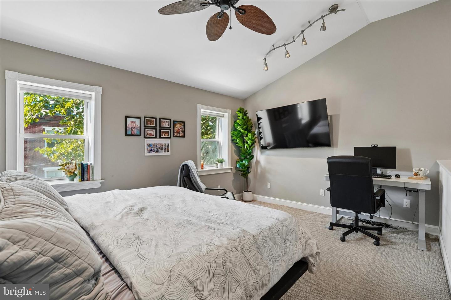 1019 Annin St Property Photo 32