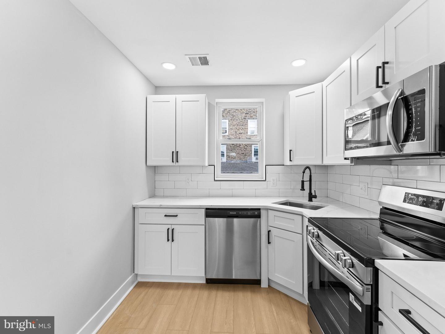 905 Marlyn Rd Property Photo 24