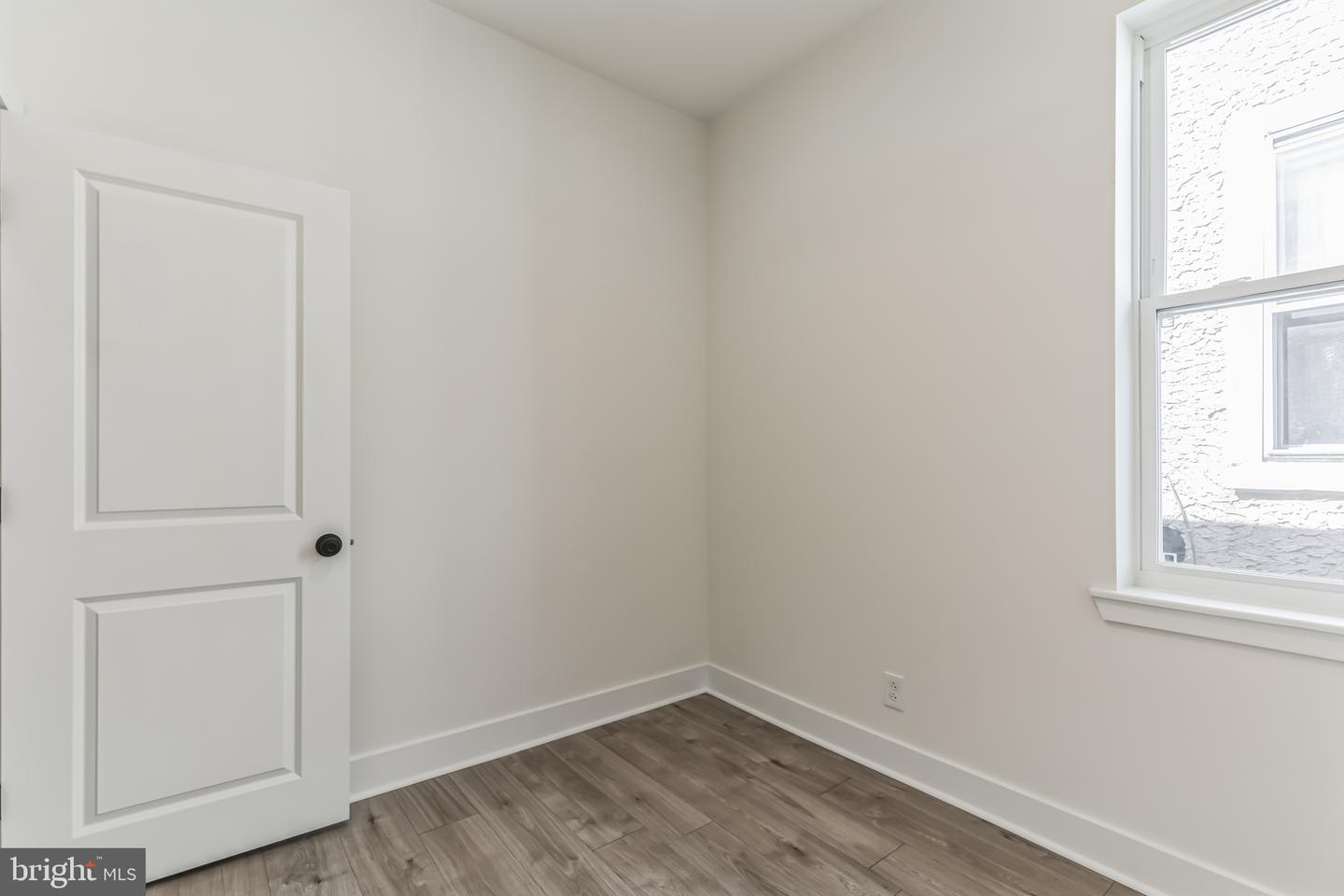 18 Sharpnack St Property Photo 14