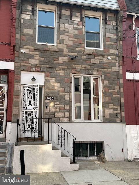 2030 N Carlisle St Property Photo 1