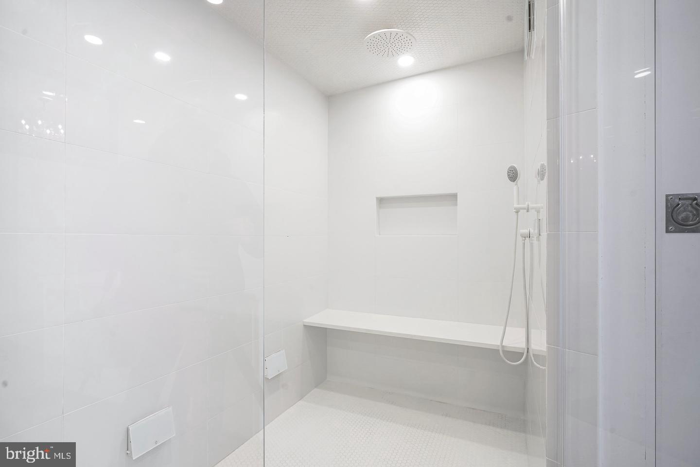 33 N 3rd St #4a Property Photo 44