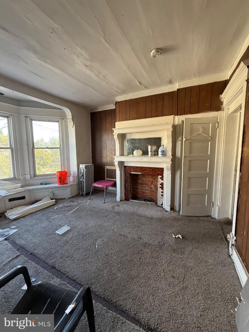 4246 Carlisle St Property Photo 8