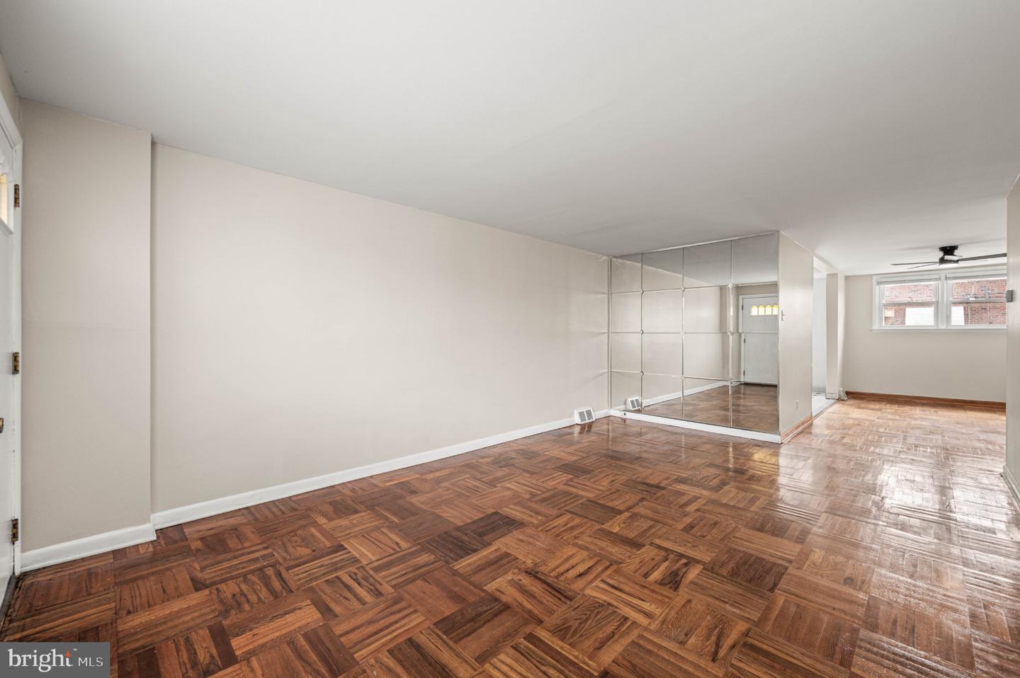 1538 Curtin St Property Photo 4