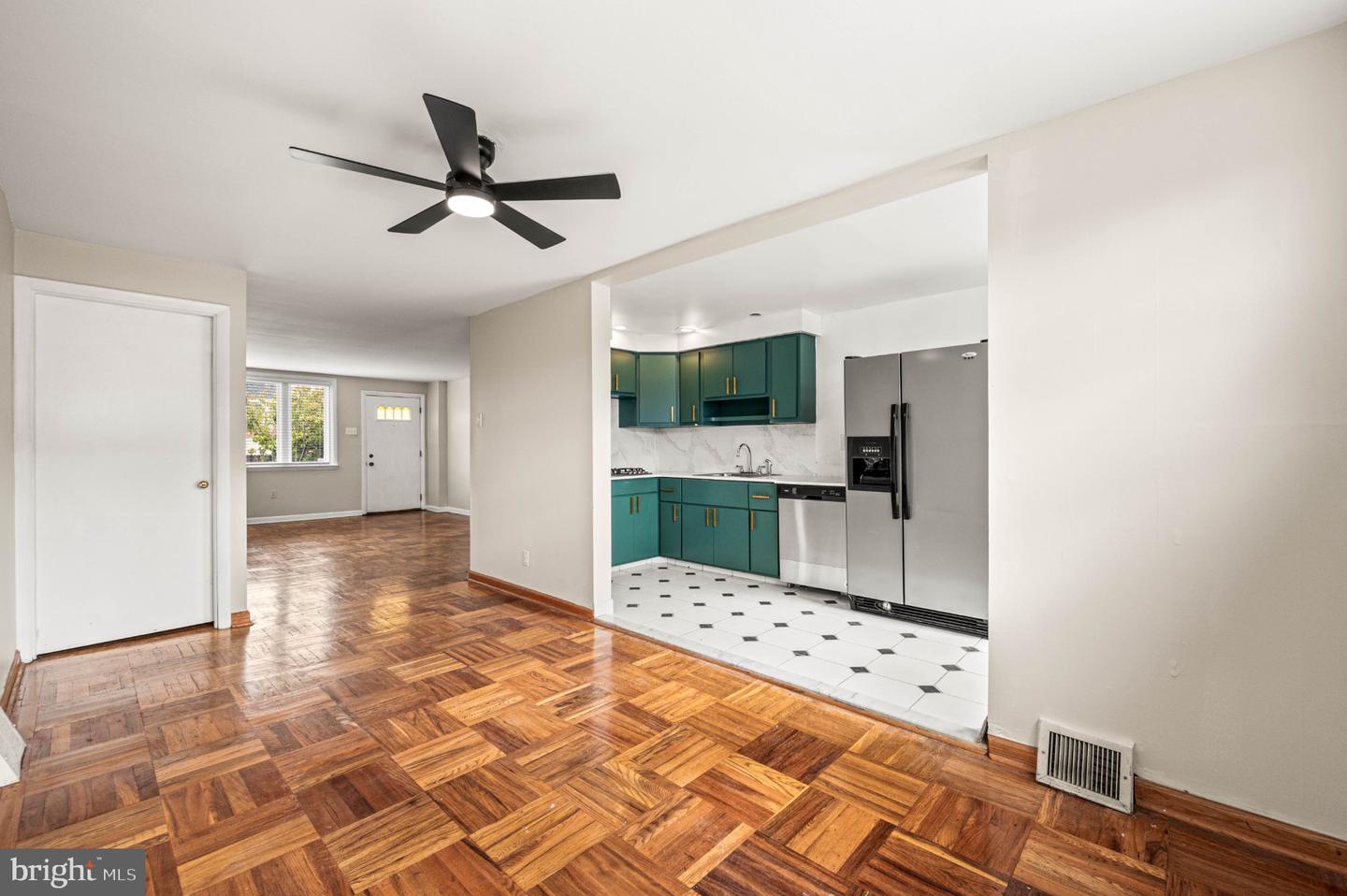 1538 Curtin St Property Photo 7