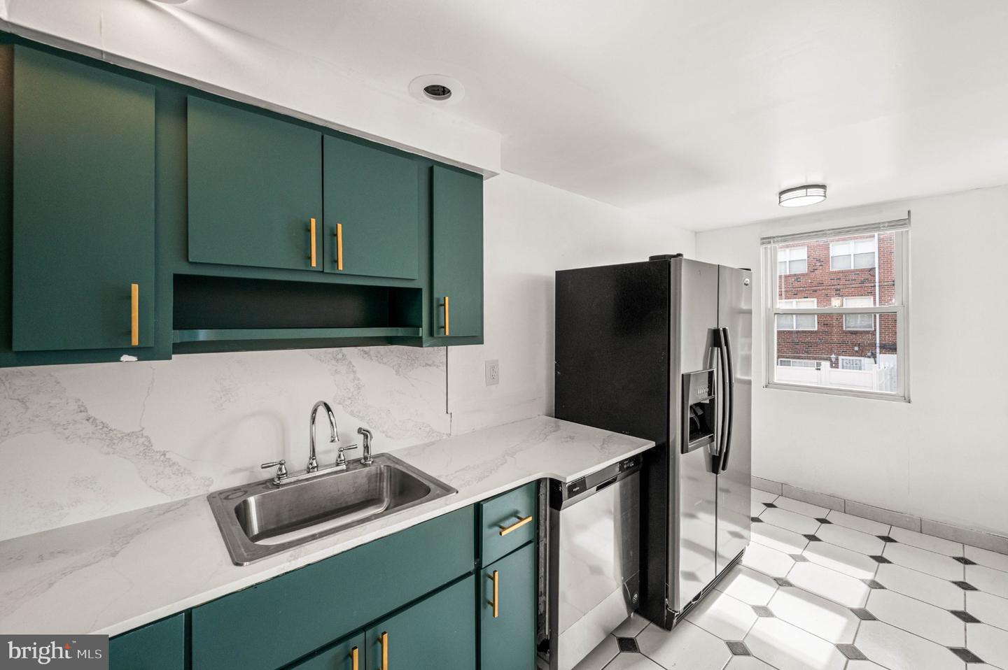 1538 Curtin St Property Photo 8