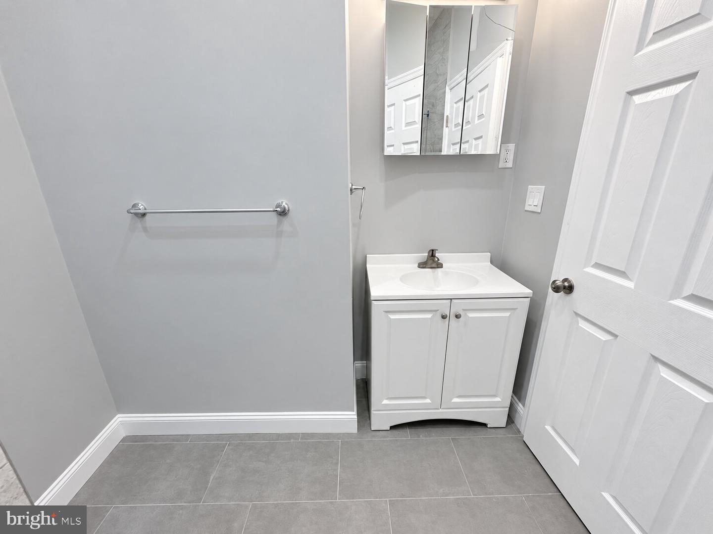 153 N 56th St Property Photo 5