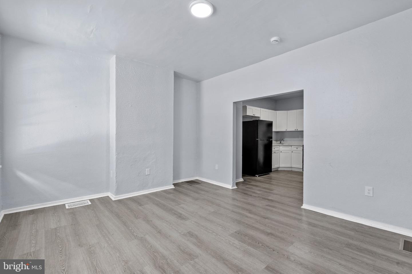 3919 Arcadia St Property Photo 3