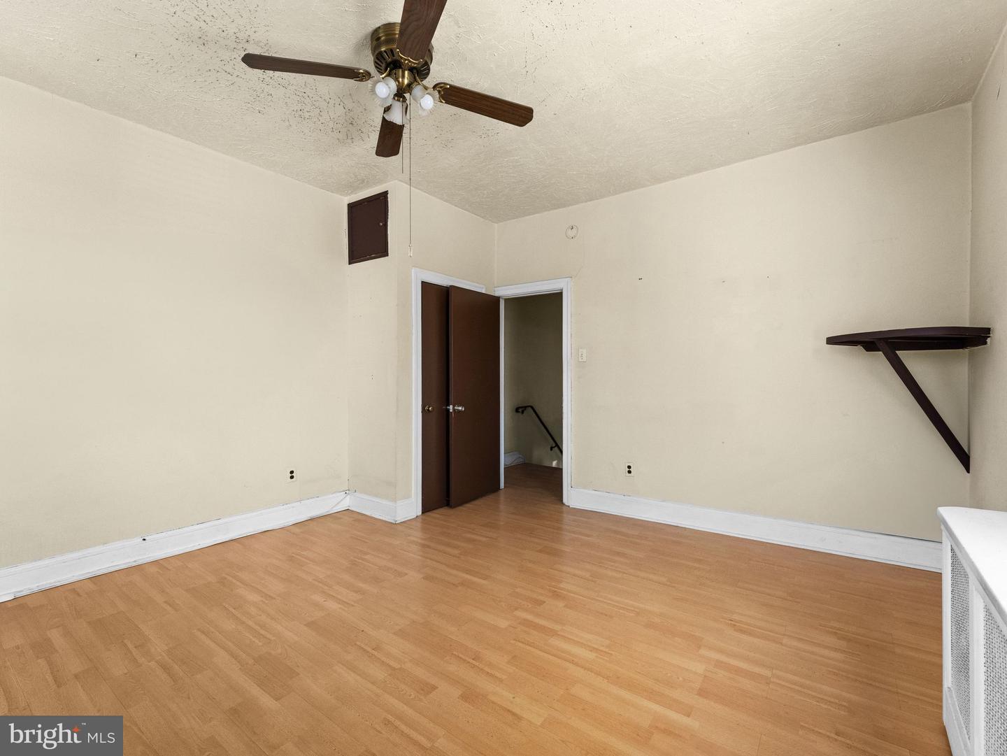 2053 S Cleveland St Property Photo 17