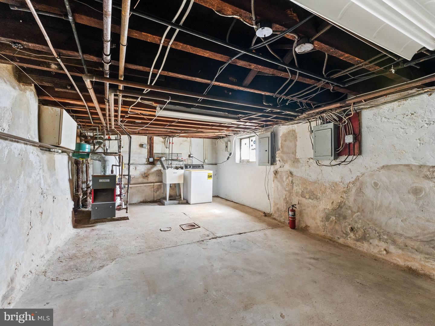2053 S Cleveland St Property Photo 25