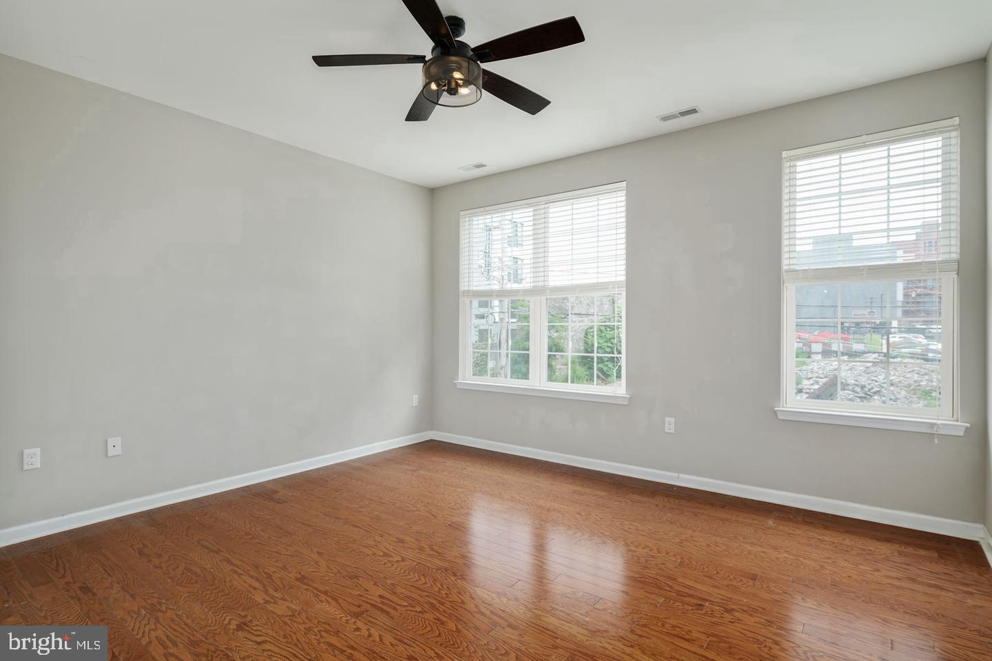 3124 W Master St Property Photo 14