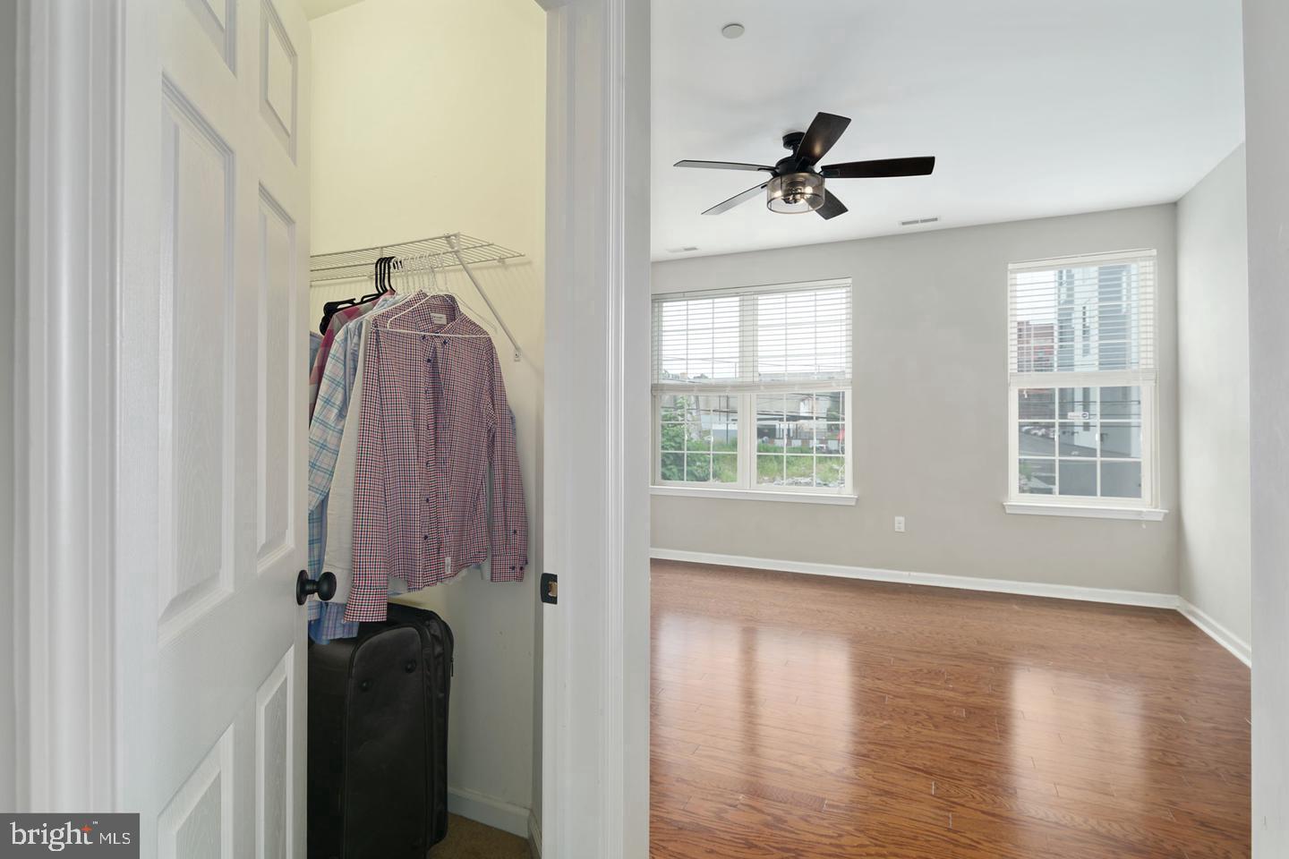 3124 W Master St Property Photo 17
