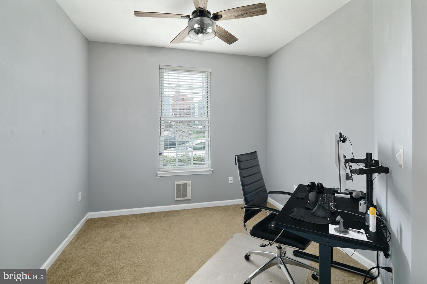 3124 W Master St Property Photo 19