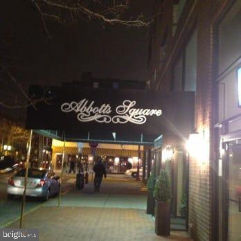 200 LOMBARD ST #722 Property Photo 1