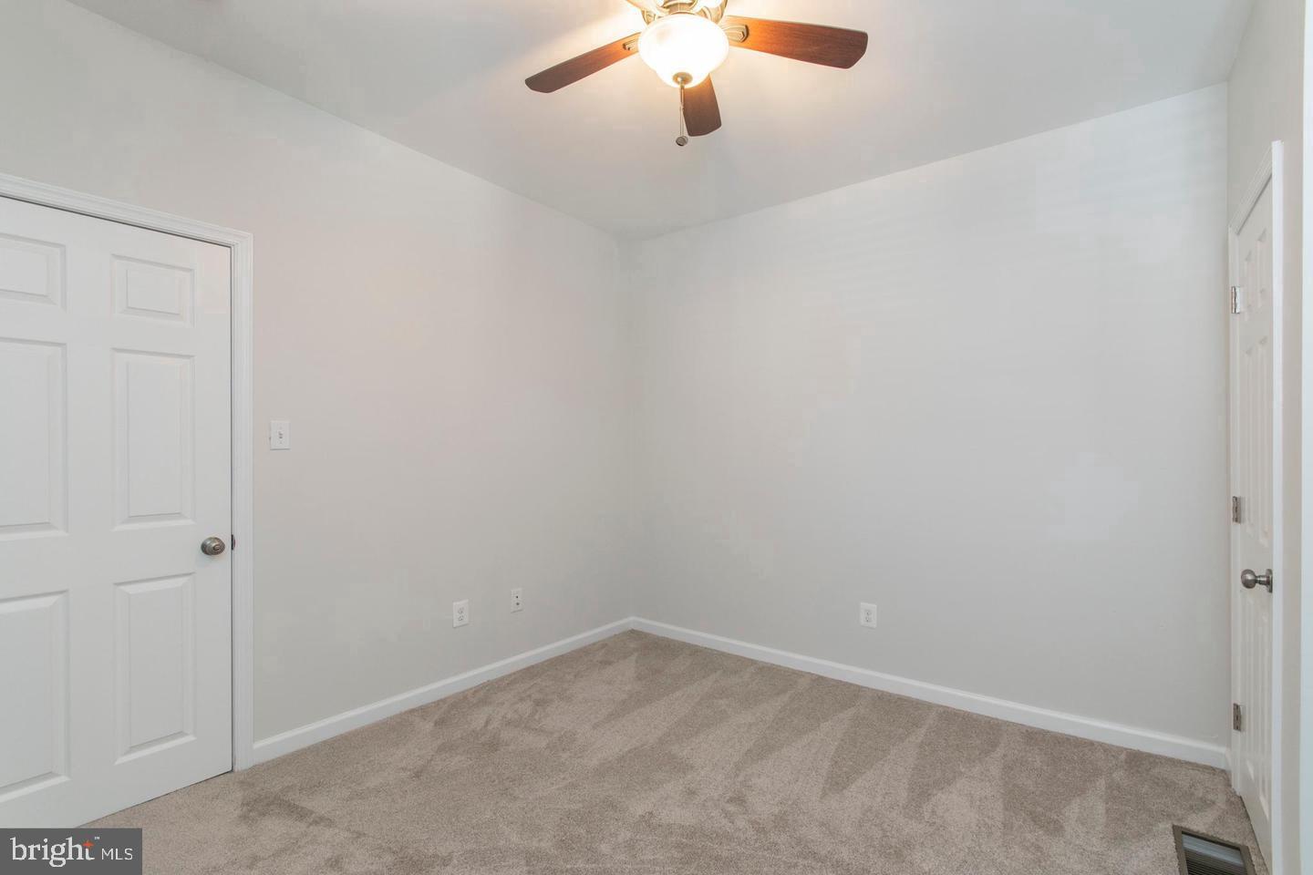 3773 Cresson St Property Photo 11