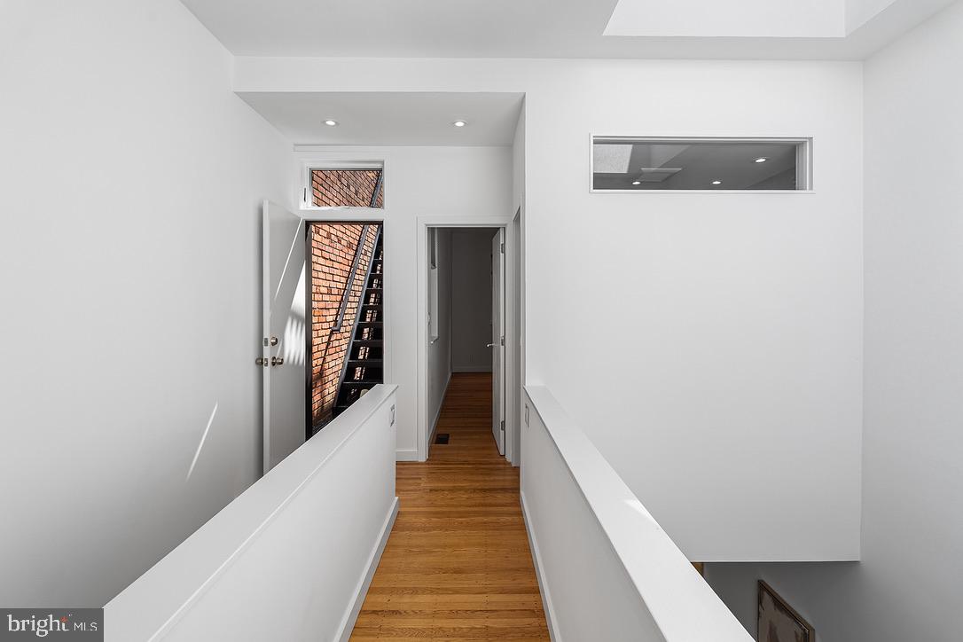 618 Kater St Property Photo 27