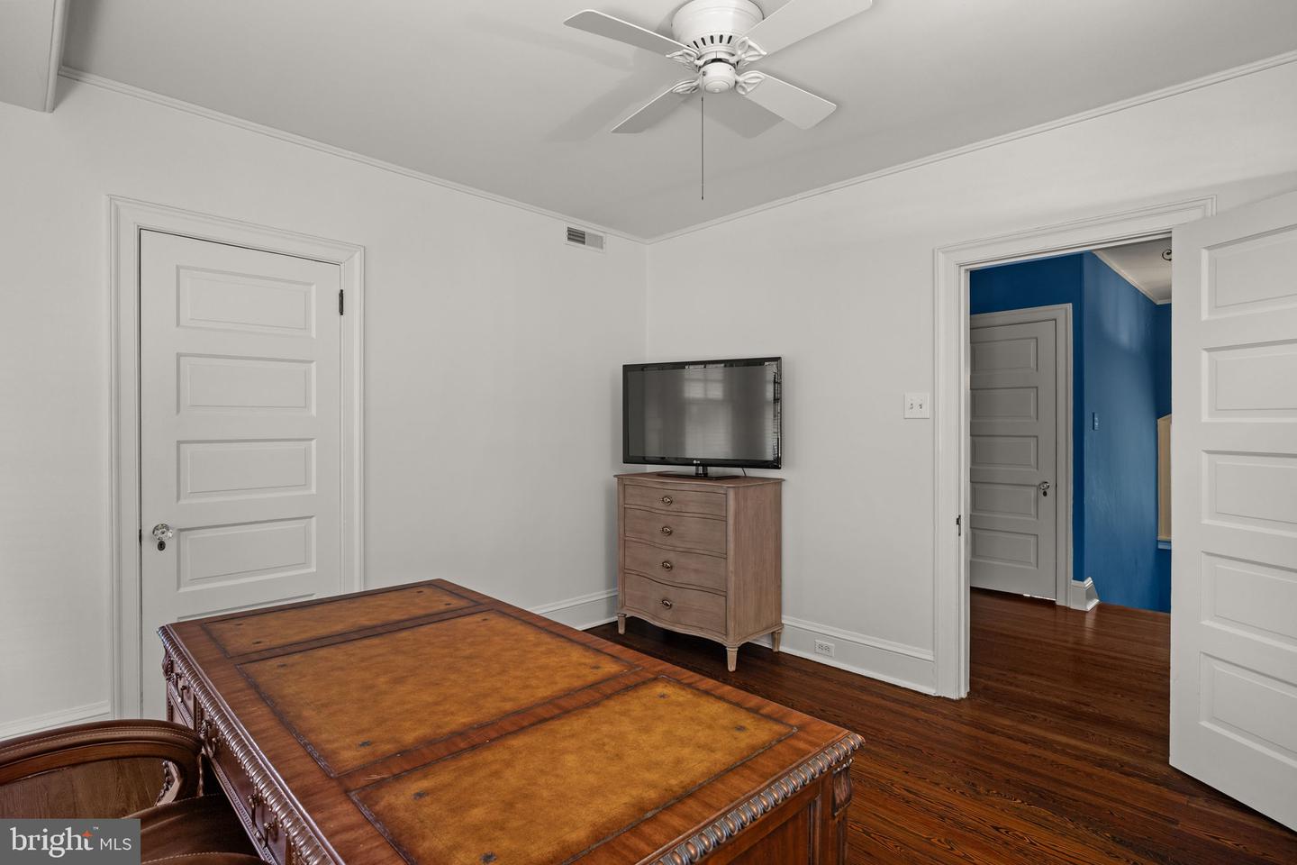 3101 Midvale Ave Property Photo 79