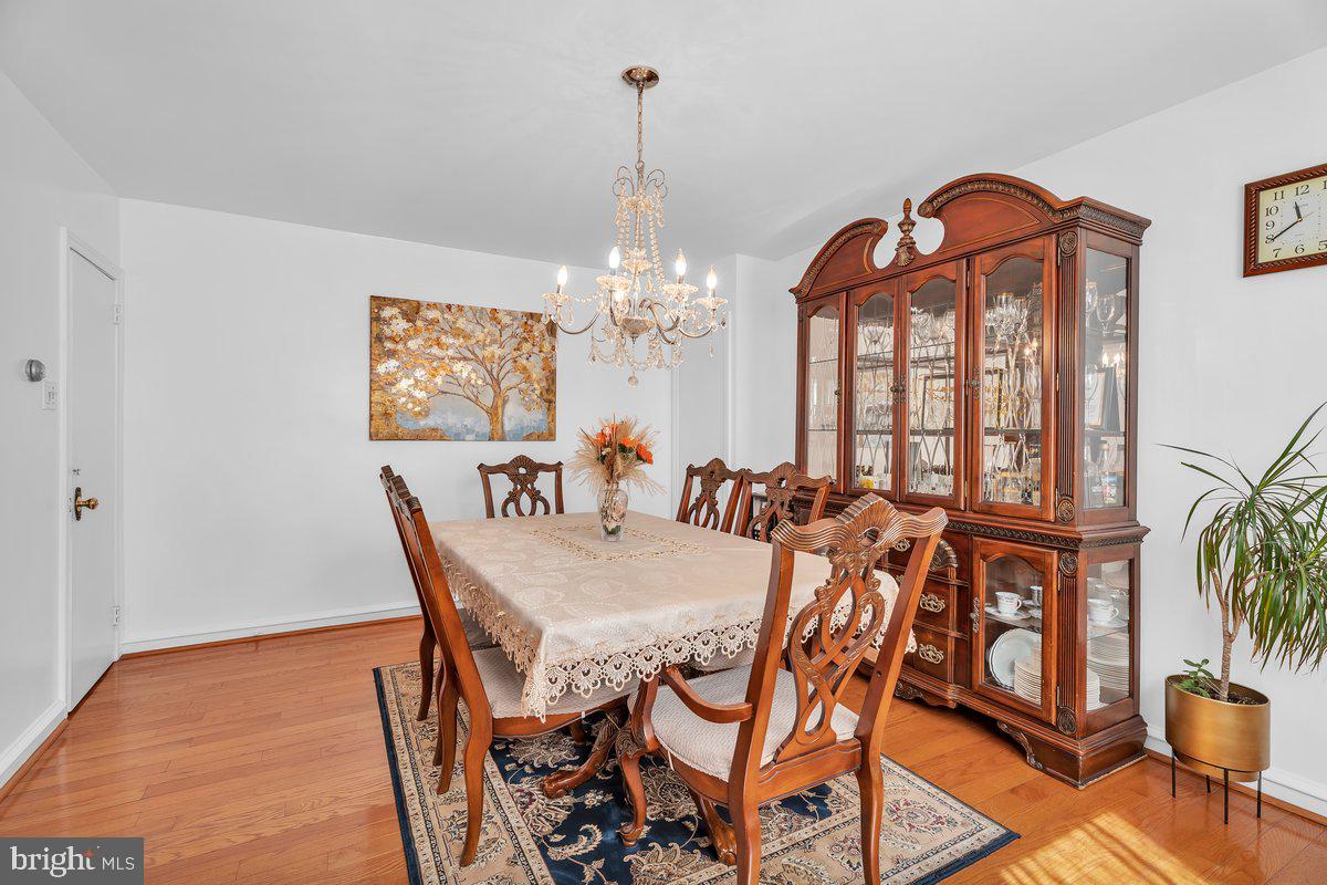3111 Teesdale St Property Photo 9