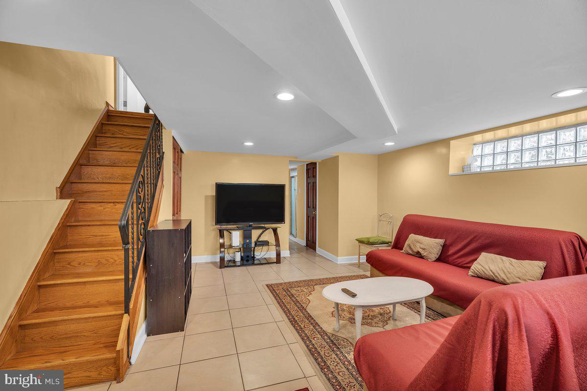 3111 Teesdale St Property Photo 25