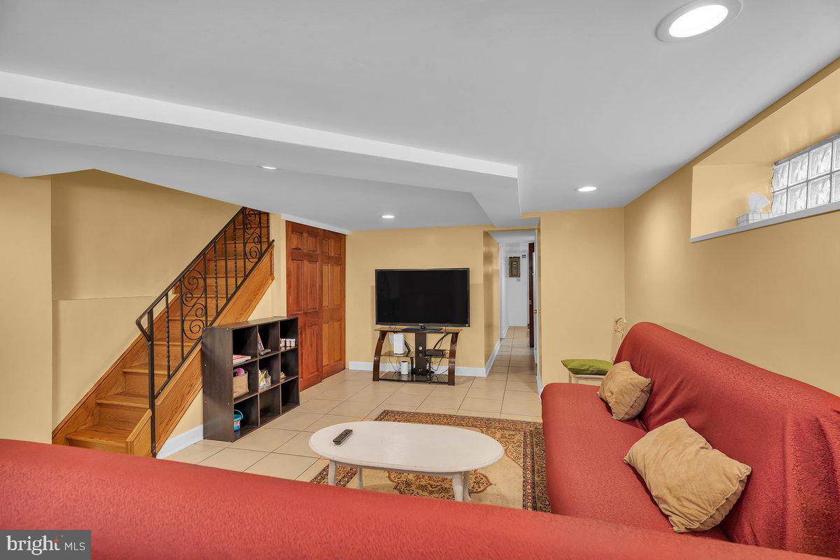 3111 Teesdale St Property Photo 26