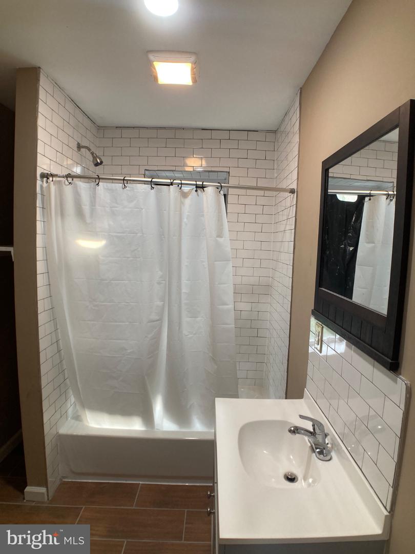 5166 Funston St Property Photo 22