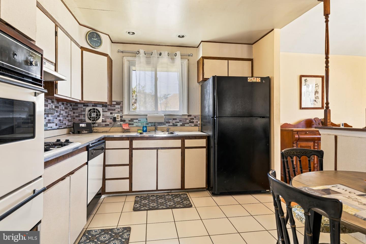 9736 Portis Rd Property Photo 14