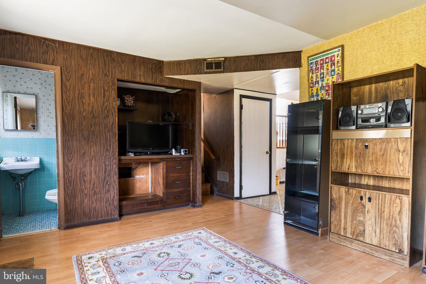 9736 Portis Rd Property Photo 16