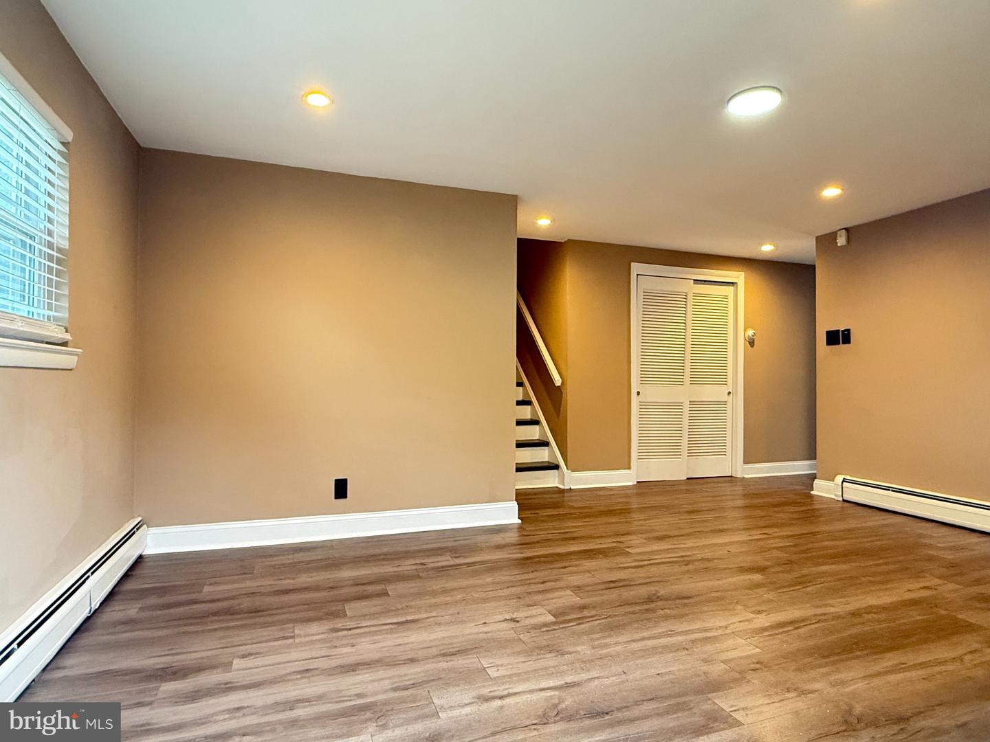 9319 Marsden St Property Photo 38