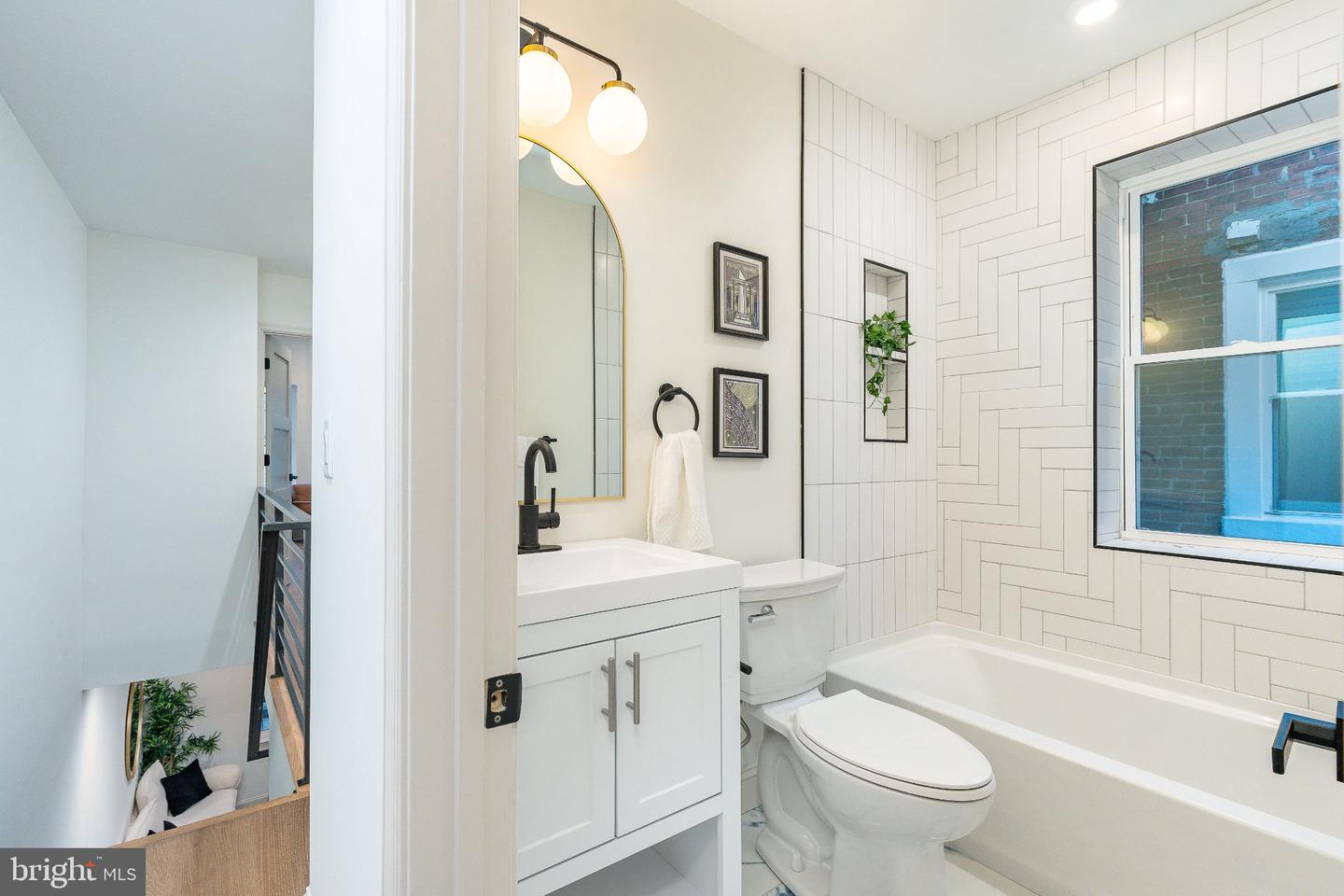5224 Delancey St Property Photo 38