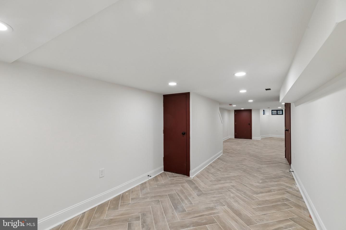 1706 Christian Property Photo 41