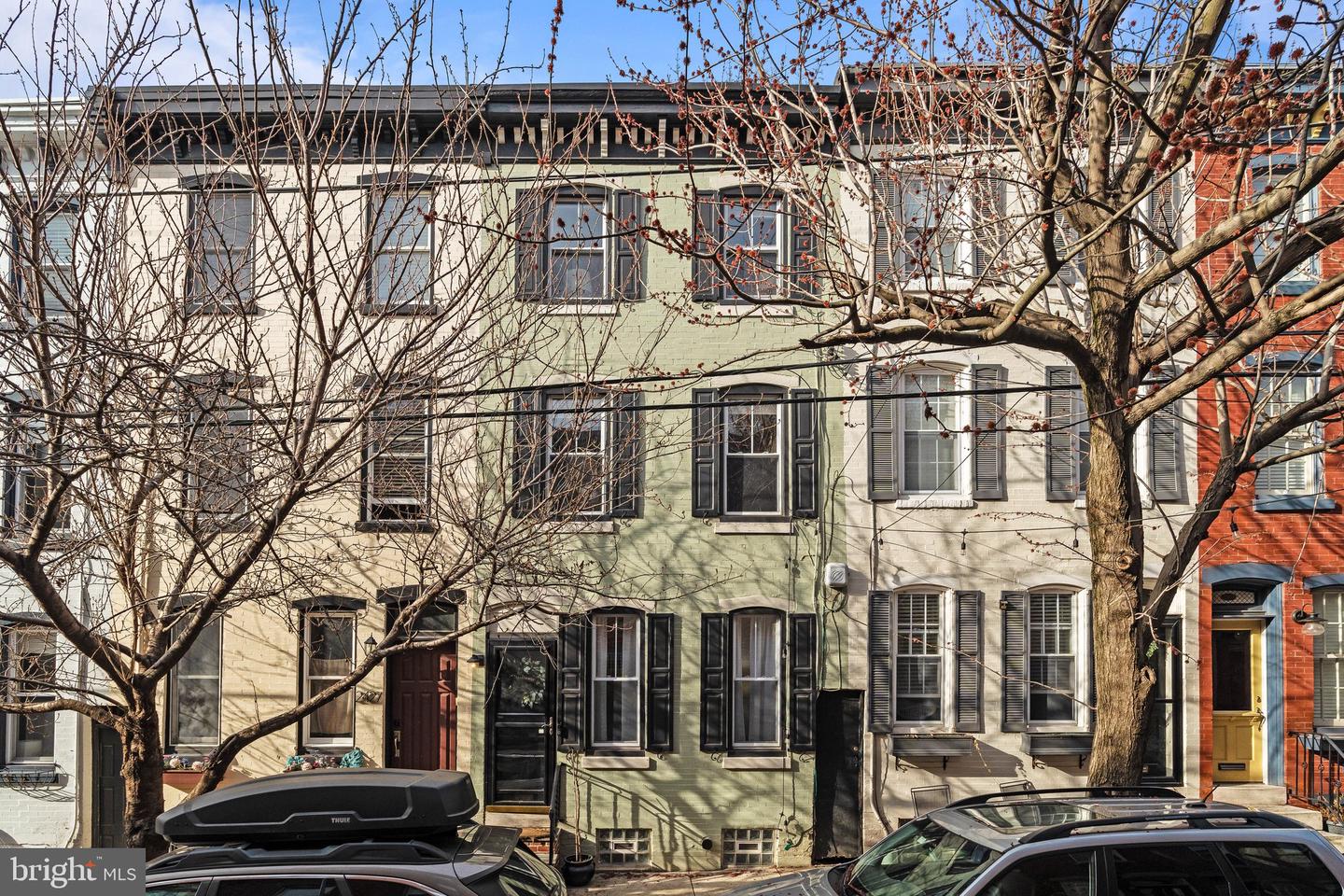 2425 Perot St Property Photo 1