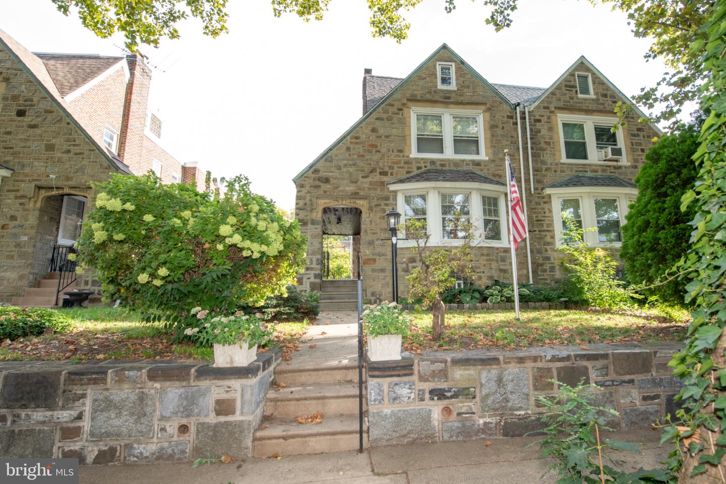 707 Knorr St Property Photo 1