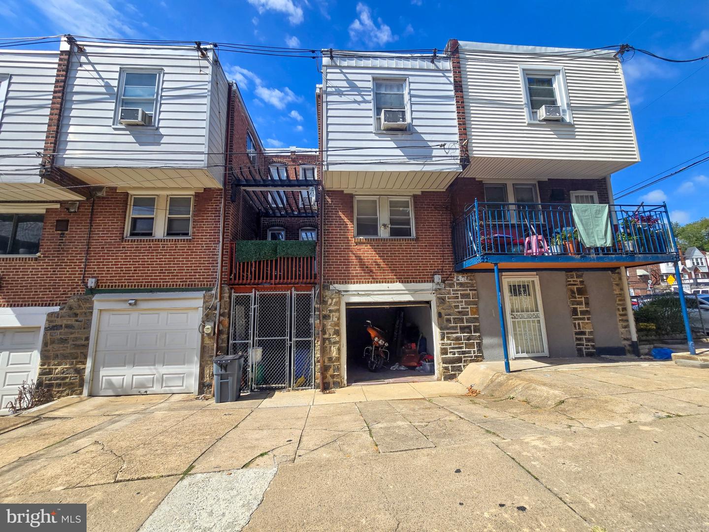 6153 N Mascher St Property Photo 10