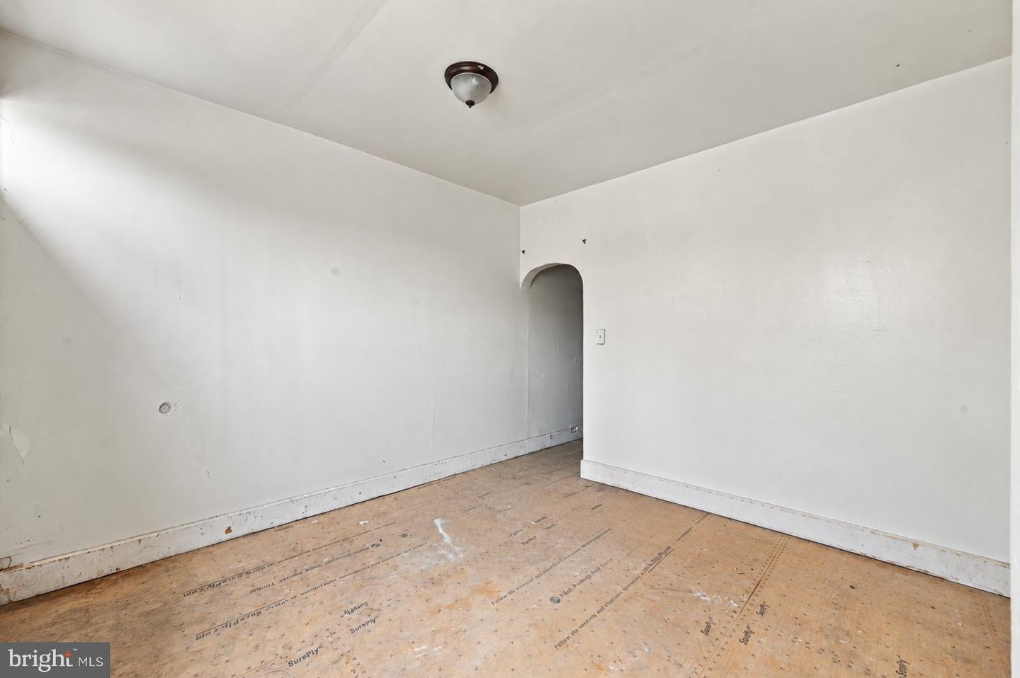 2712 N Orianna Property Photo 3